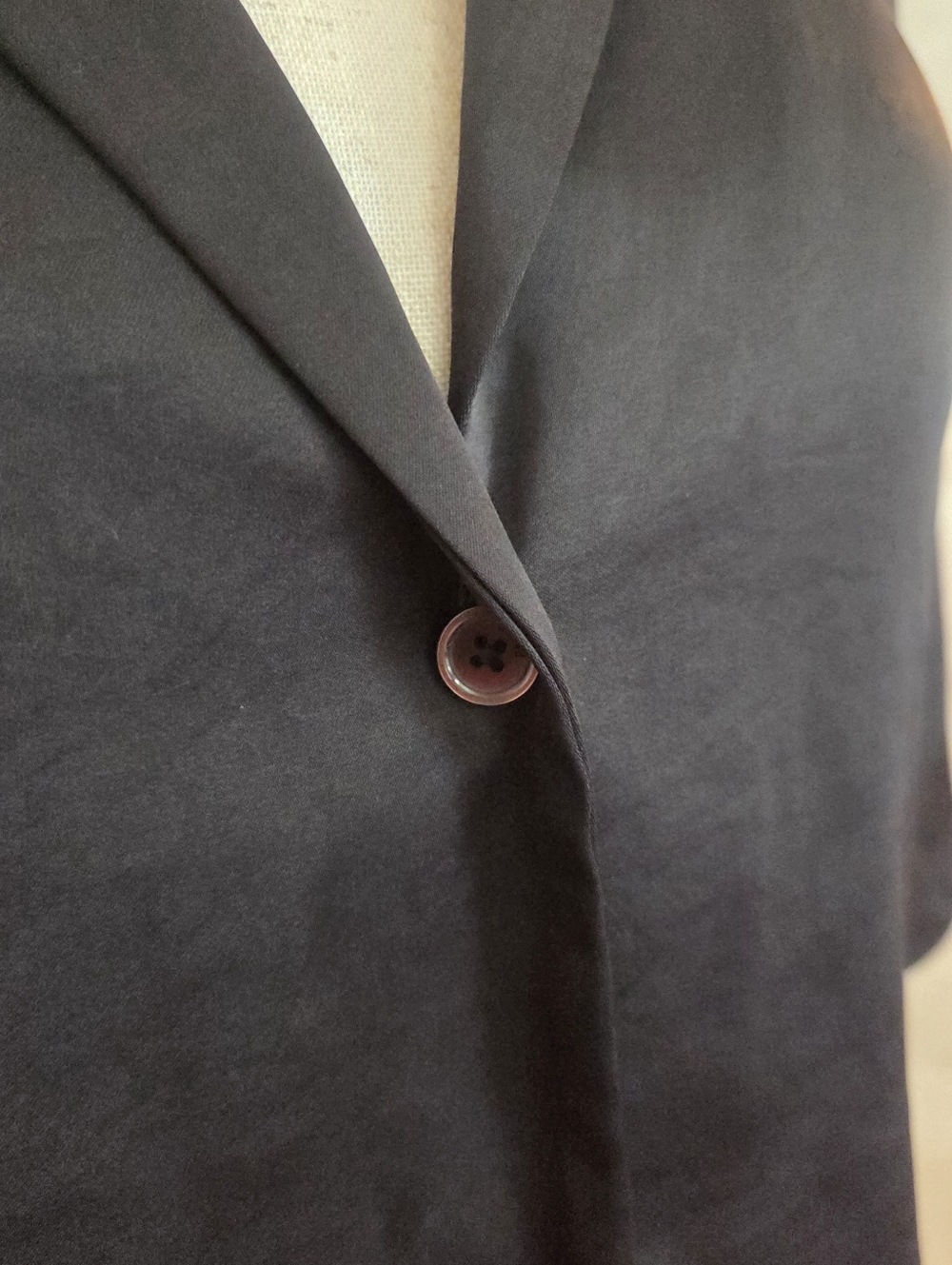Wilfred Black Satin Button Front Blouse | Boxy Minimalist Silk-Look Top Large - Picture 6 of 6